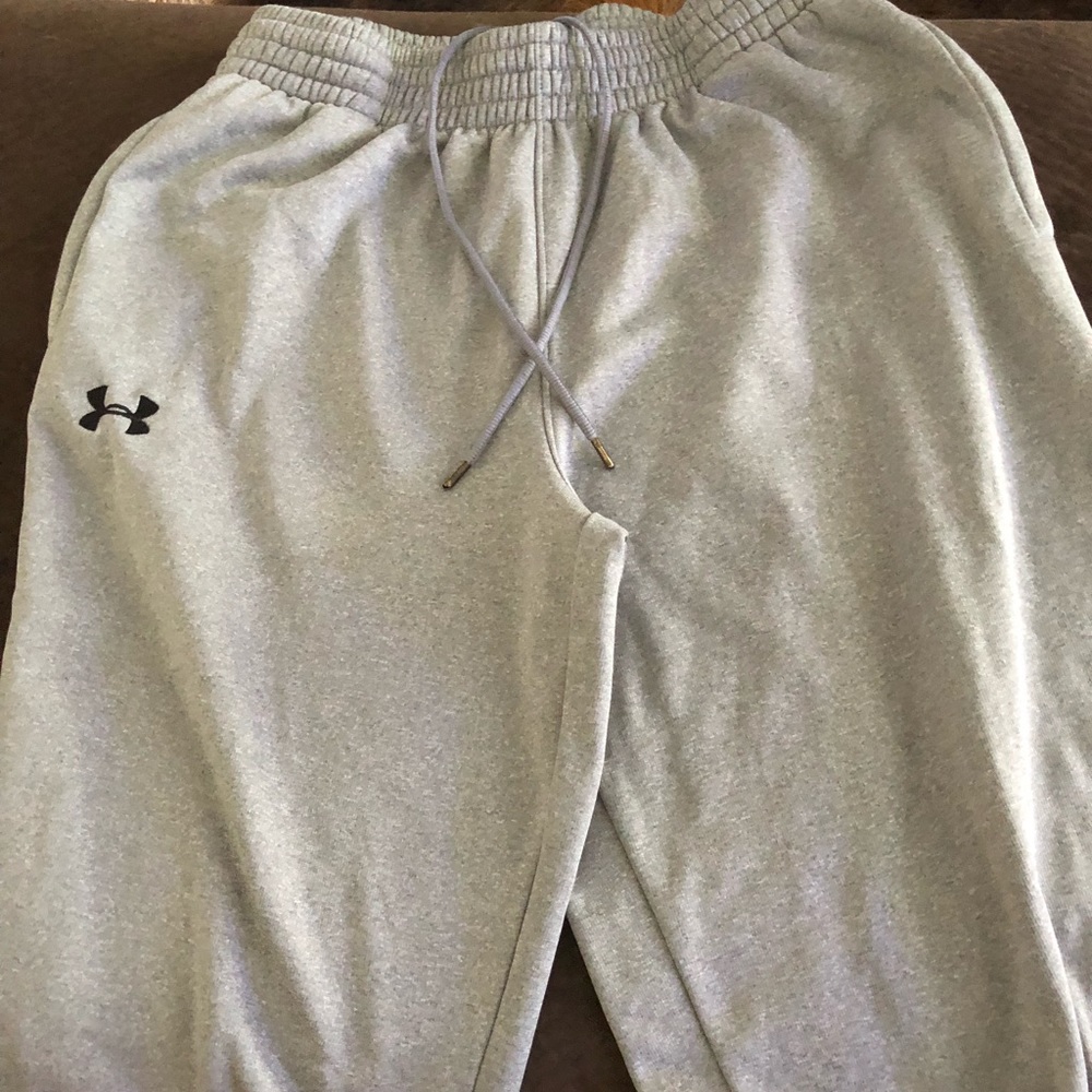 Men’s Under Armour sweatpants